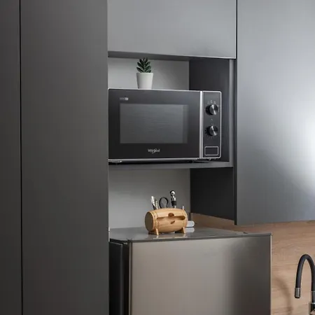 Apartment Modesty Split